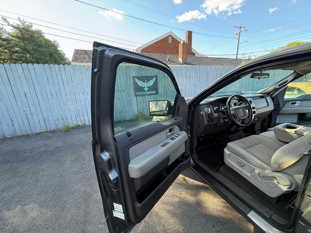 Ford F-150 XLT SuperCrew 5.5-ft. Bed 2WD 2010