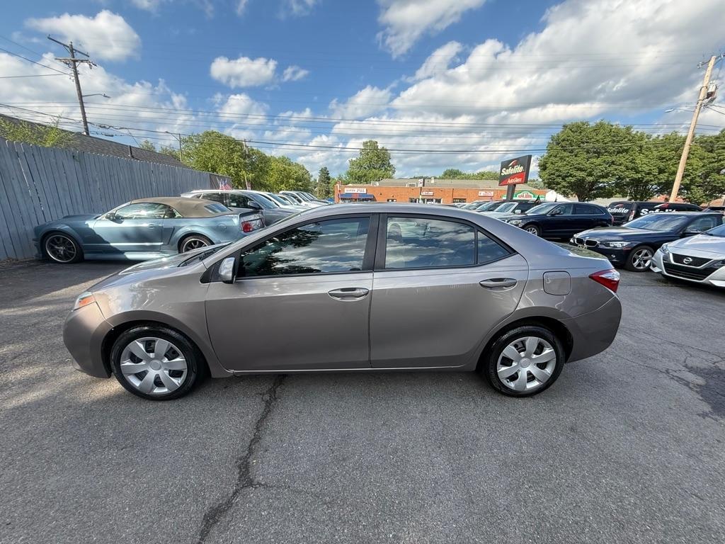 Toyota Corolla LE CVT 2015