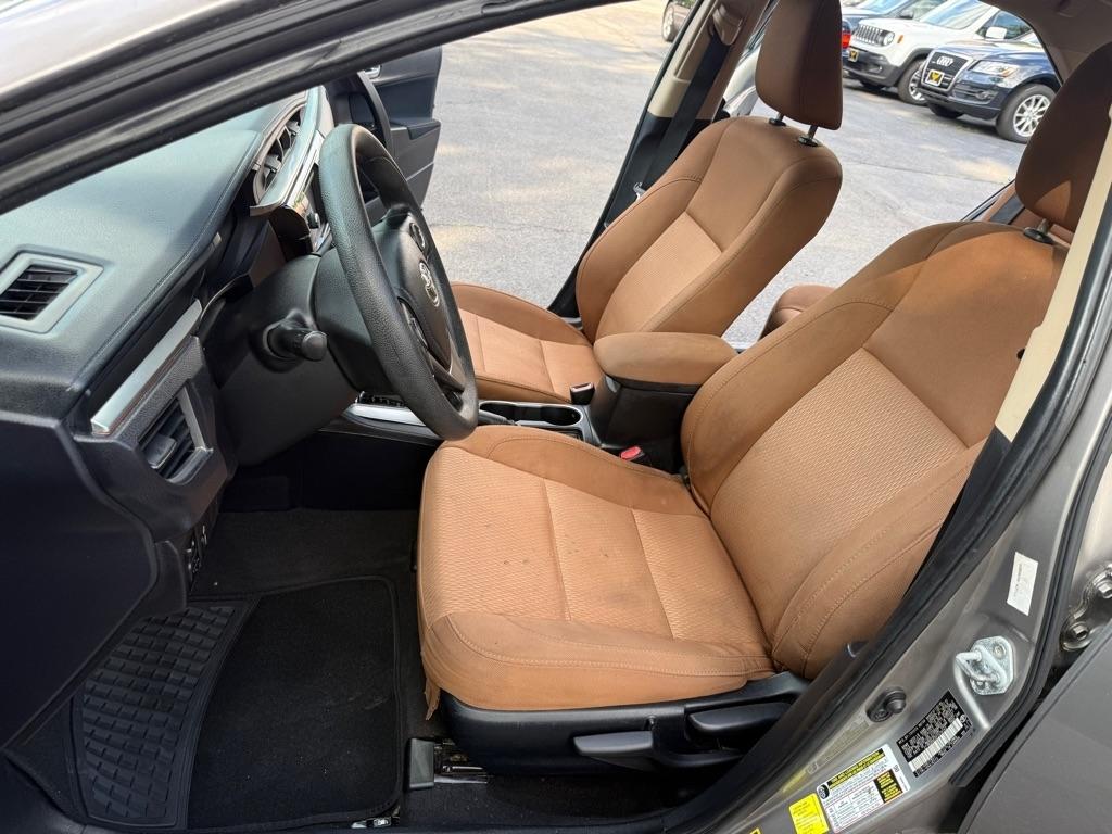 Toyota Corolla LE CVT 2015