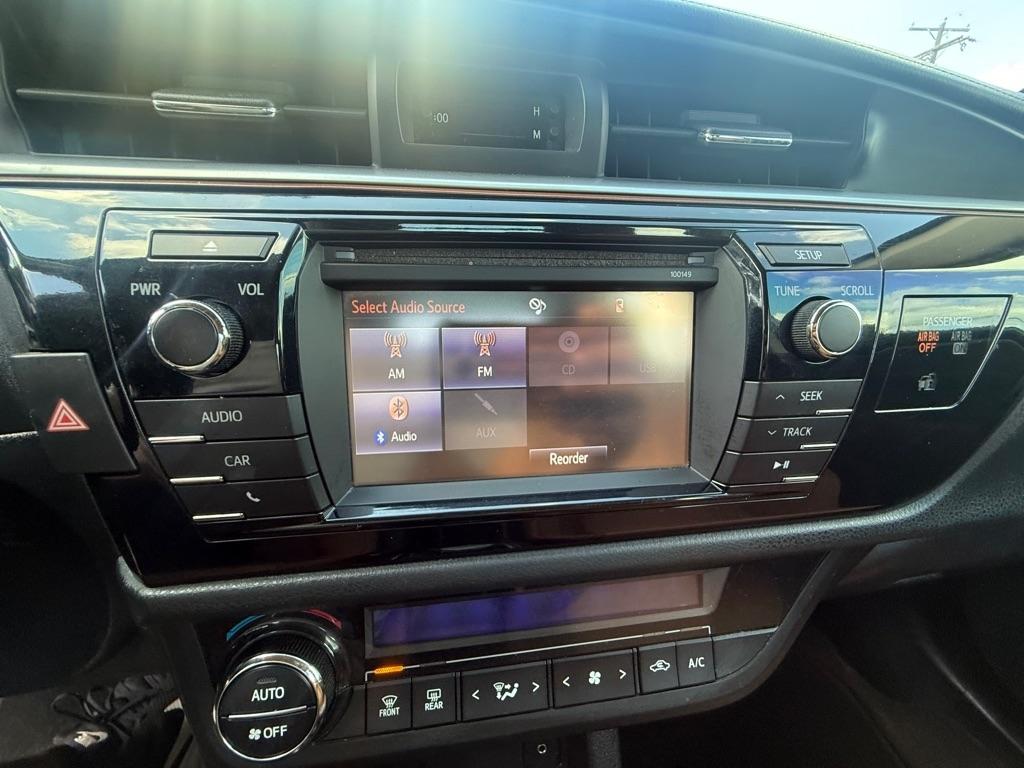 Toyota Corolla LE CVT 2015
