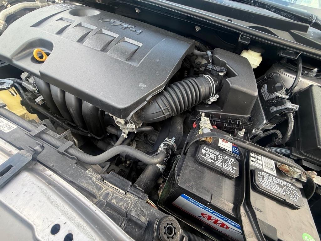 Toyota Corolla LE CVT 2015