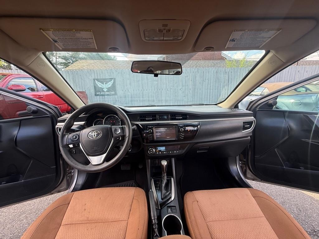 Toyota Corolla LE CVT 2015