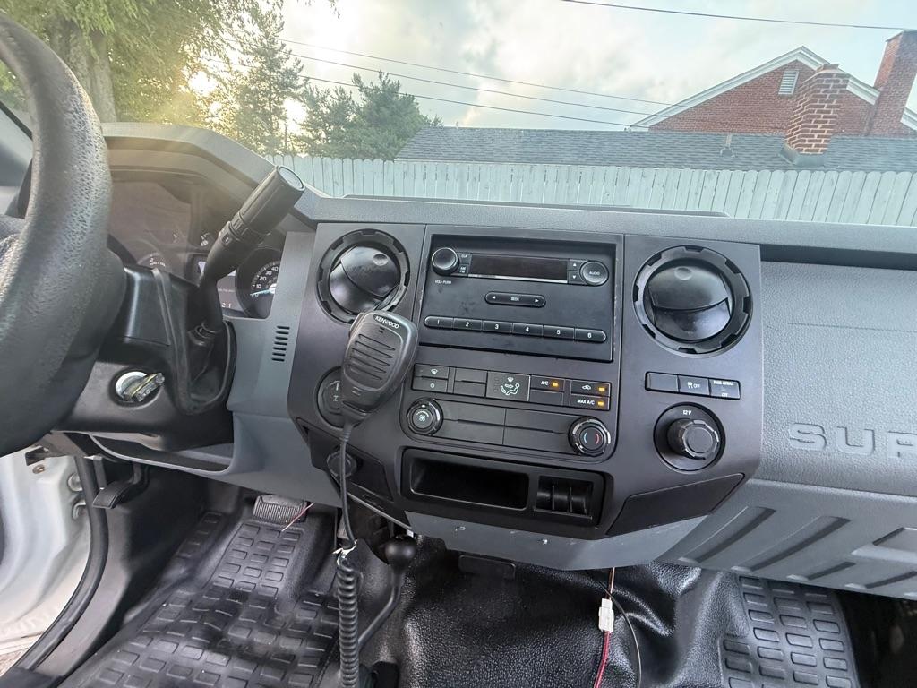 Ford F-350 SD XL 4WD 2011
