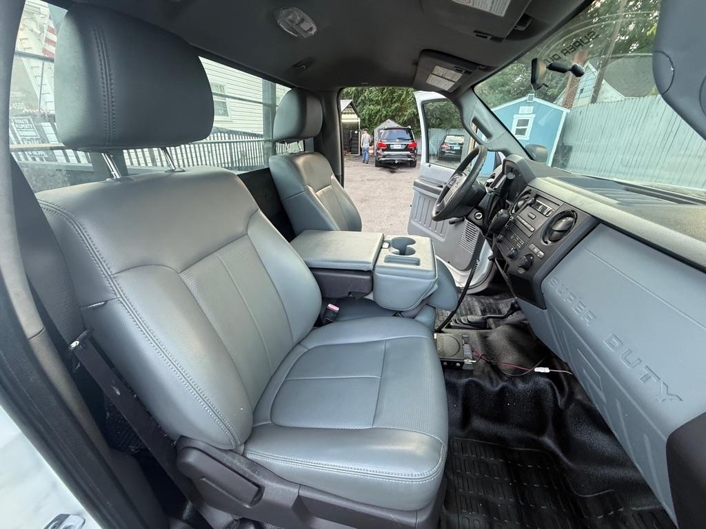 Ford F-350 SD XL 4WD 2011