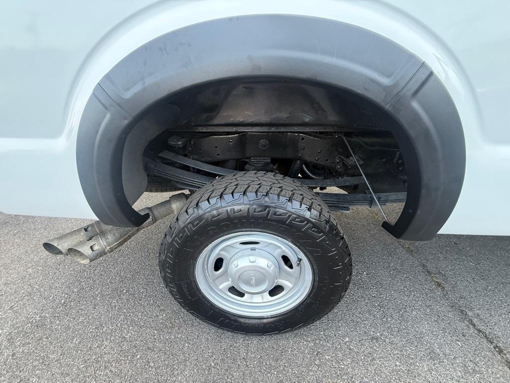 Ford F-350 SD XL 4WD 2011