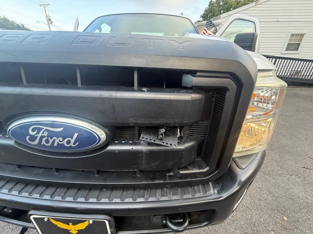 Ford F-350 SD XL 4WD 2011