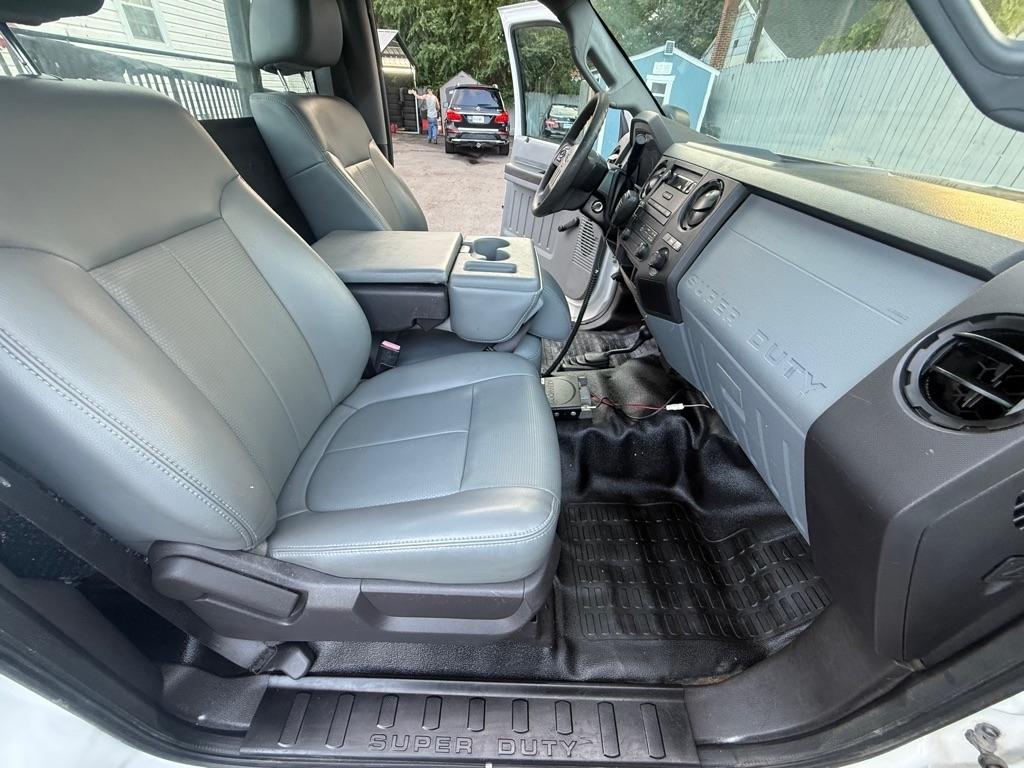 Ford F-350 SD XL 4WD 2011