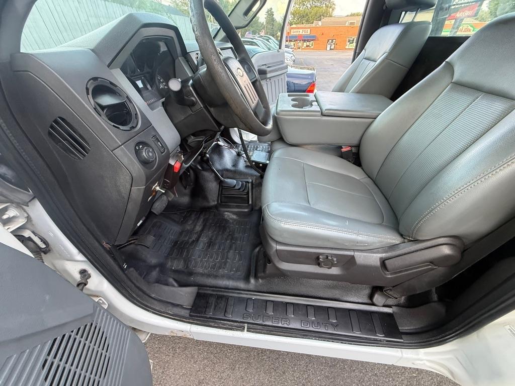 Ford F-350 SD XL 4WD 2011