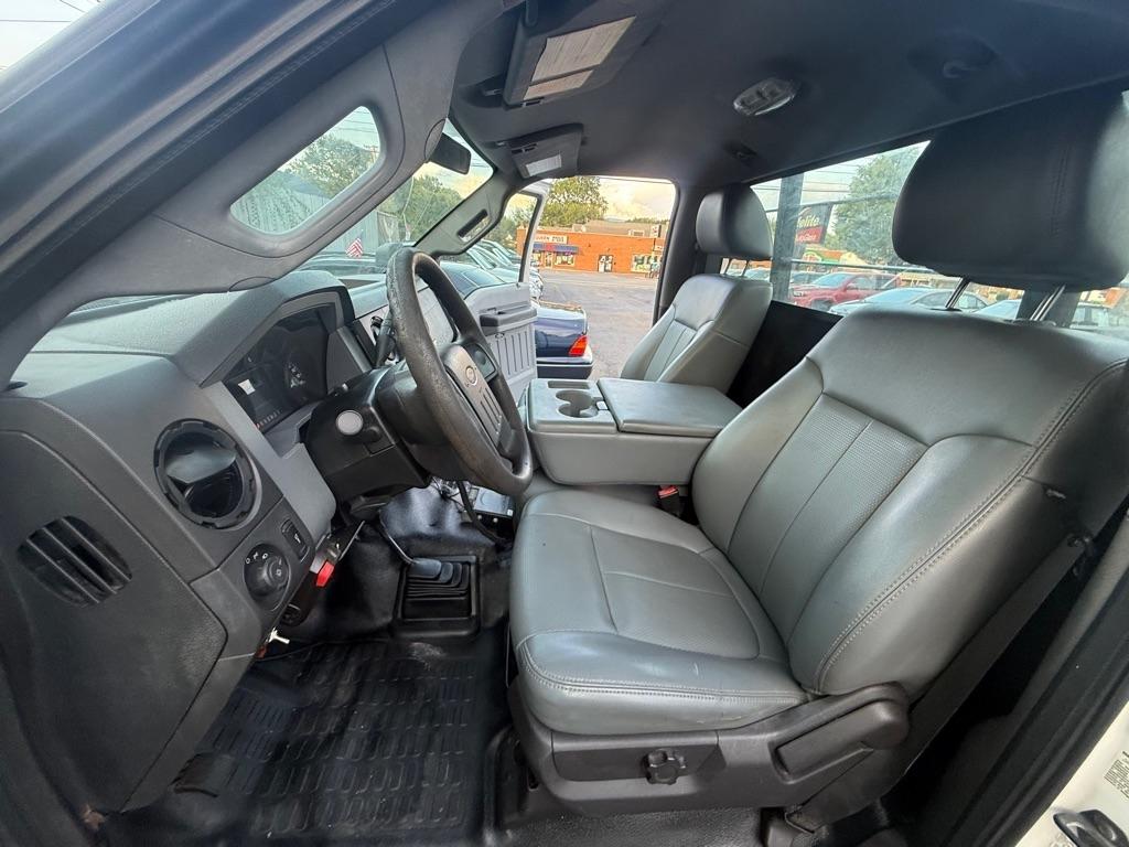 Ford F-350 SD XL 4WD 2011