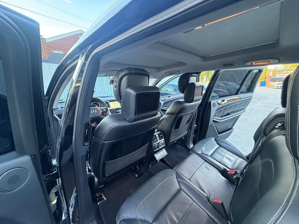 Mercedes-Benz GL-Class GL550 4MATIC 2015