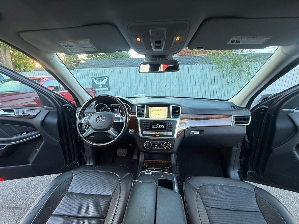 Mercedes-Benz GL-Class GL550 4MATIC 2015