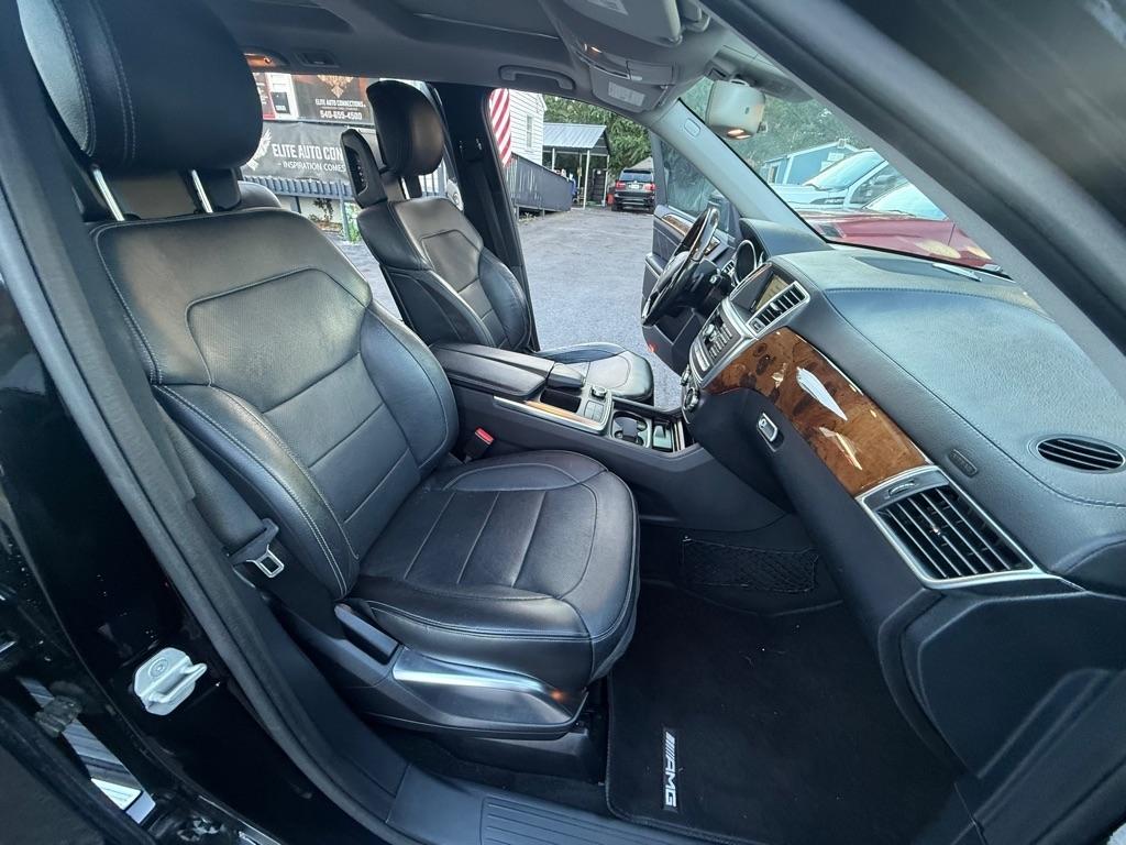 Mercedes-Benz GL-Class GL550 4MATIC 2015