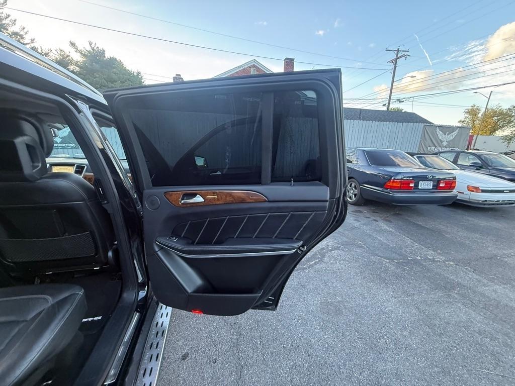 Mercedes-Benz GL-Class GL550 4MATIC 2015
