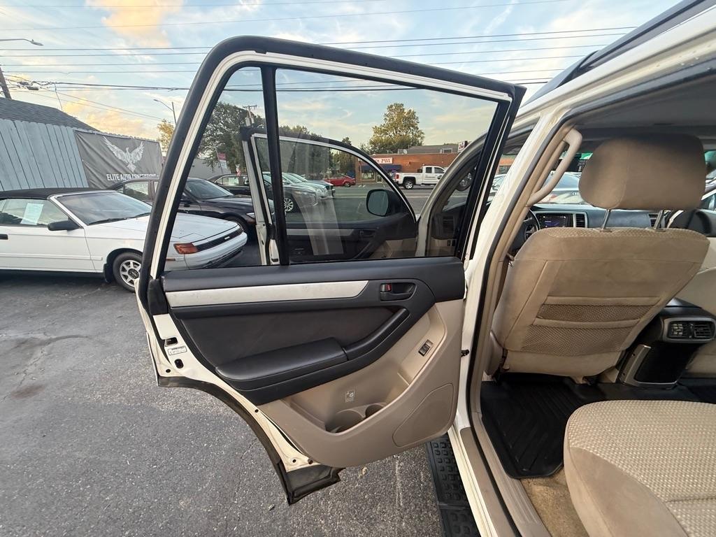 Toyota 4Runner SR5 V6 2WD 2005