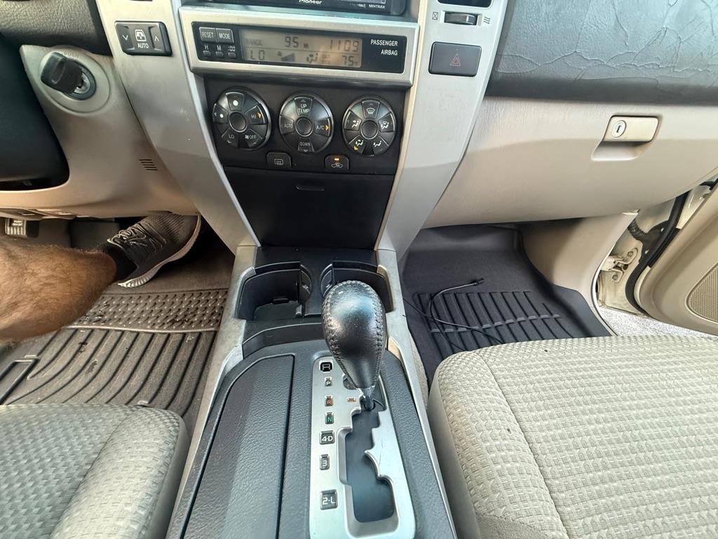 Toyota 4Runner SR5 V6 2WD 2005