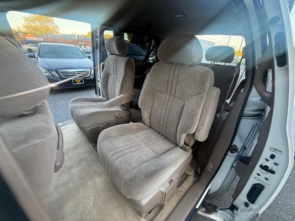 Toyota Sienna XLE 4-Door 2000