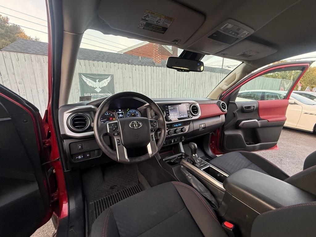 Toyota Tacoma SR5 Double Cab Long Bed V6 6AT 4WD 2022