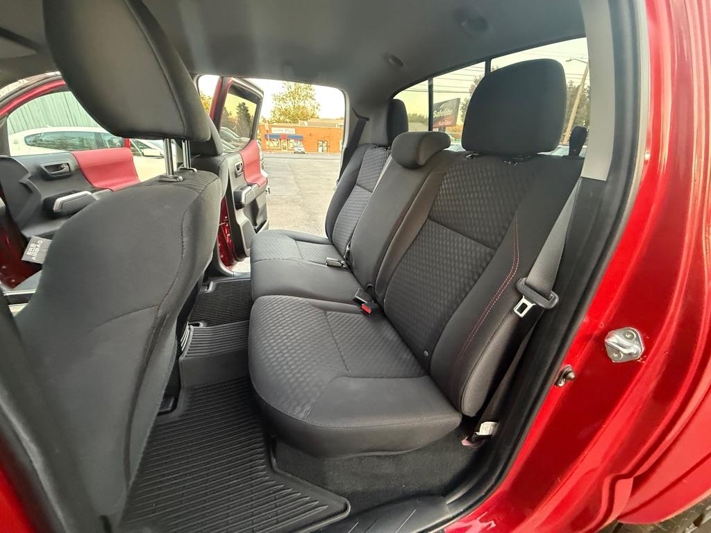 Toyota Tacoma SR5 Double Cab Long Bed V6 6AT 4WD 2022