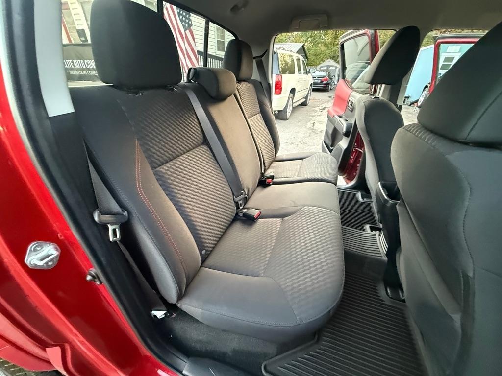 Toyota Tacoma SR5 Double Cab Long Bed V6 6AT 4WD 2022