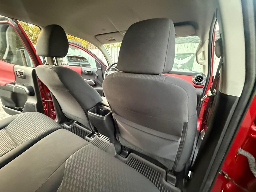 Toyota Tacoma SR5 Double Cab Long Bed V6 6AT 4WD 2022