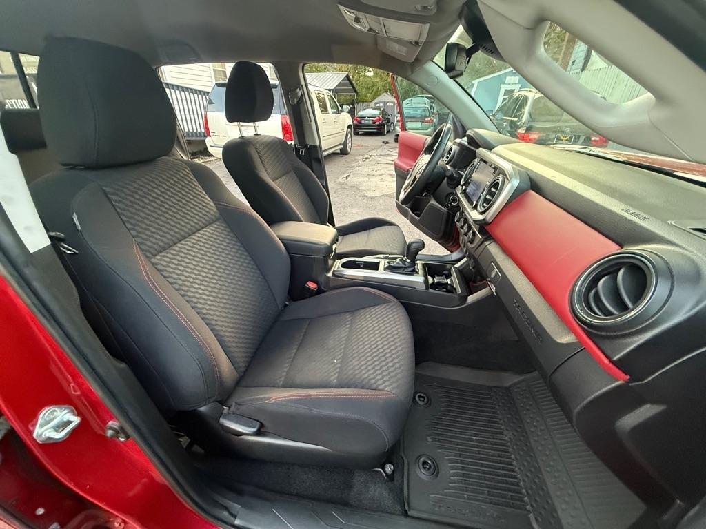 Toyota Tacoma SR5 Double Cab Long Bed V6 6AT 4WD 2022