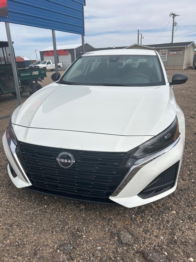 Nissan Altima 2.5 SV 2025