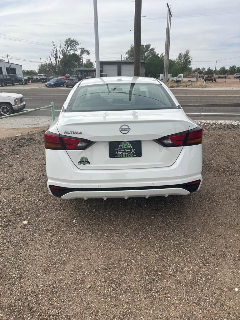 Nissan Altima 2.5 SV 2025