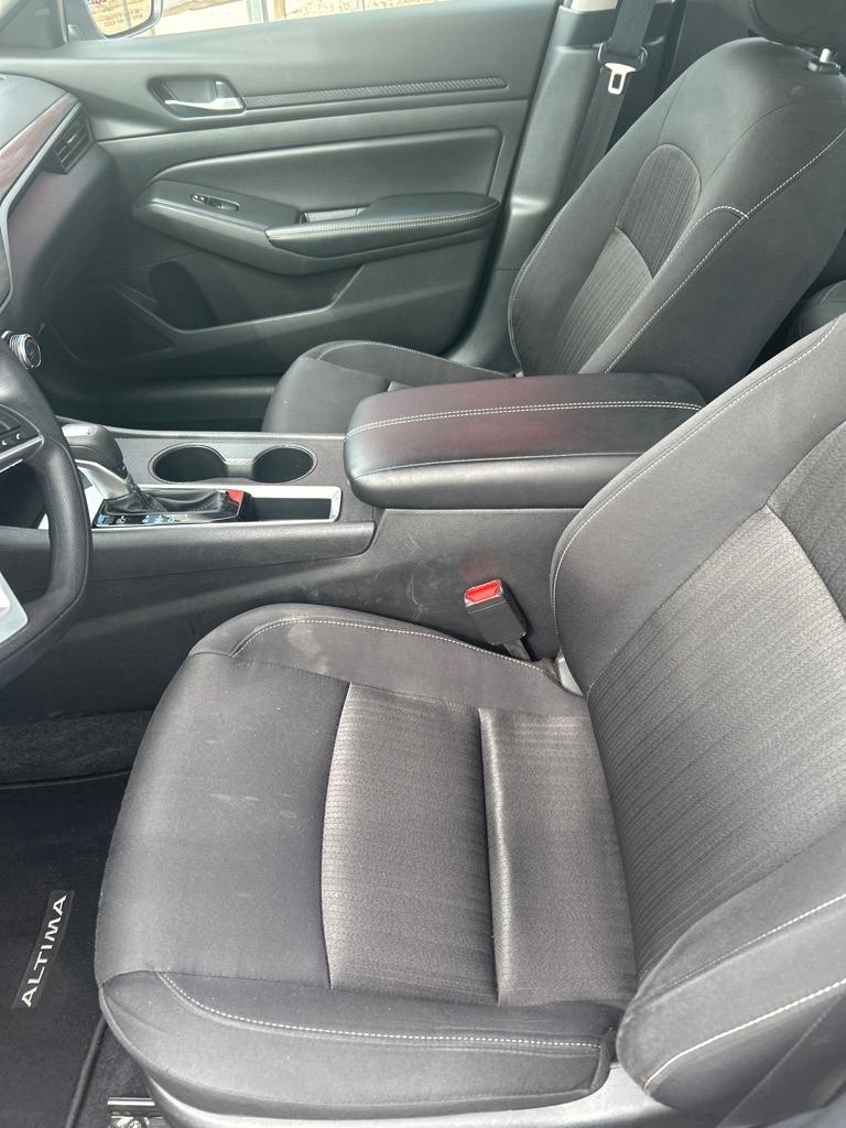 Nissan Altima 2.5 SV 2025