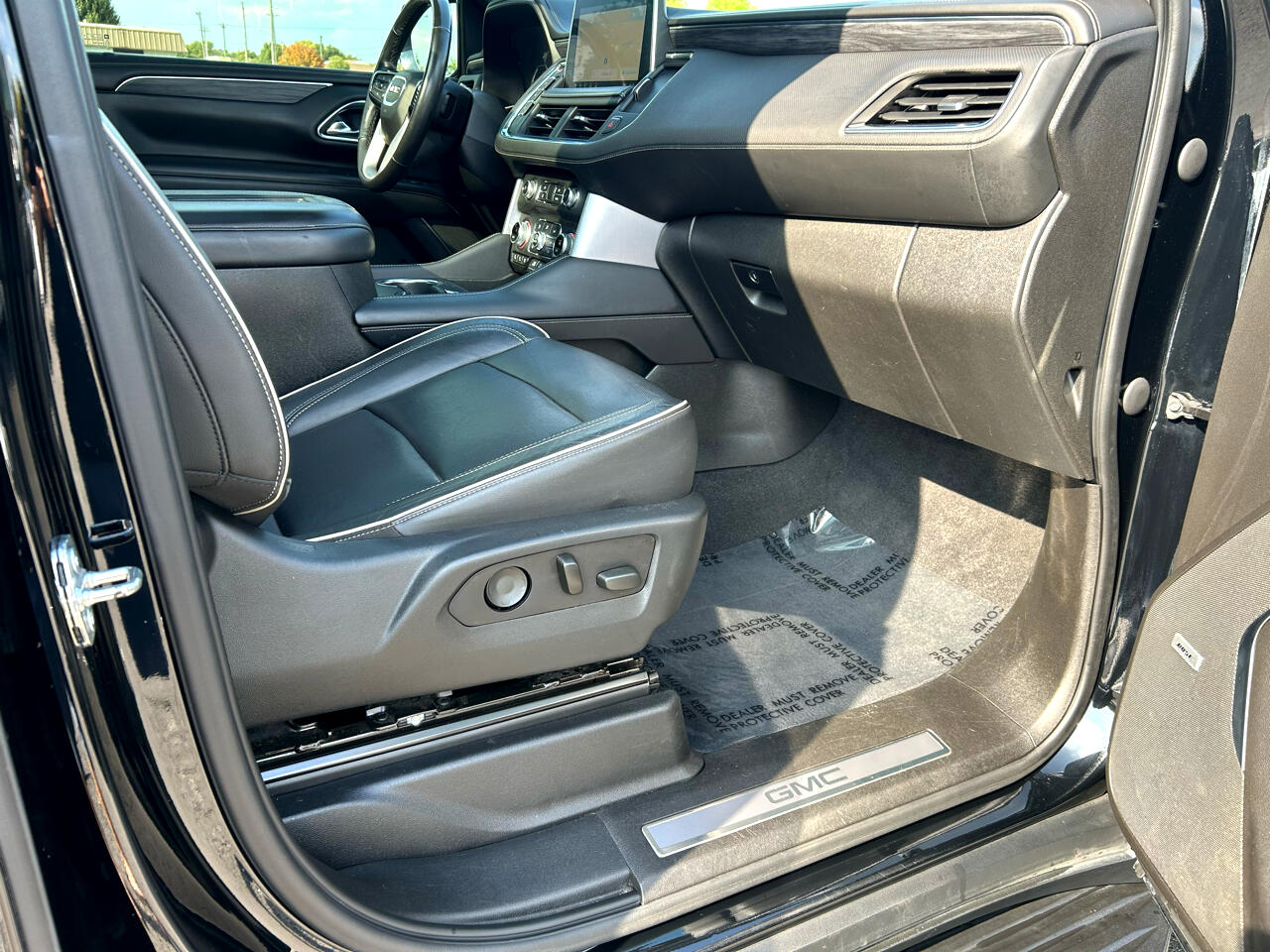 GMC Yukon SLT 2WD 2021
