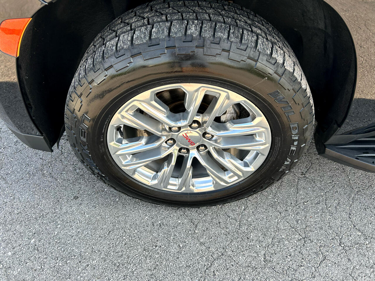 GMC Yukon SLT 2WD 2021