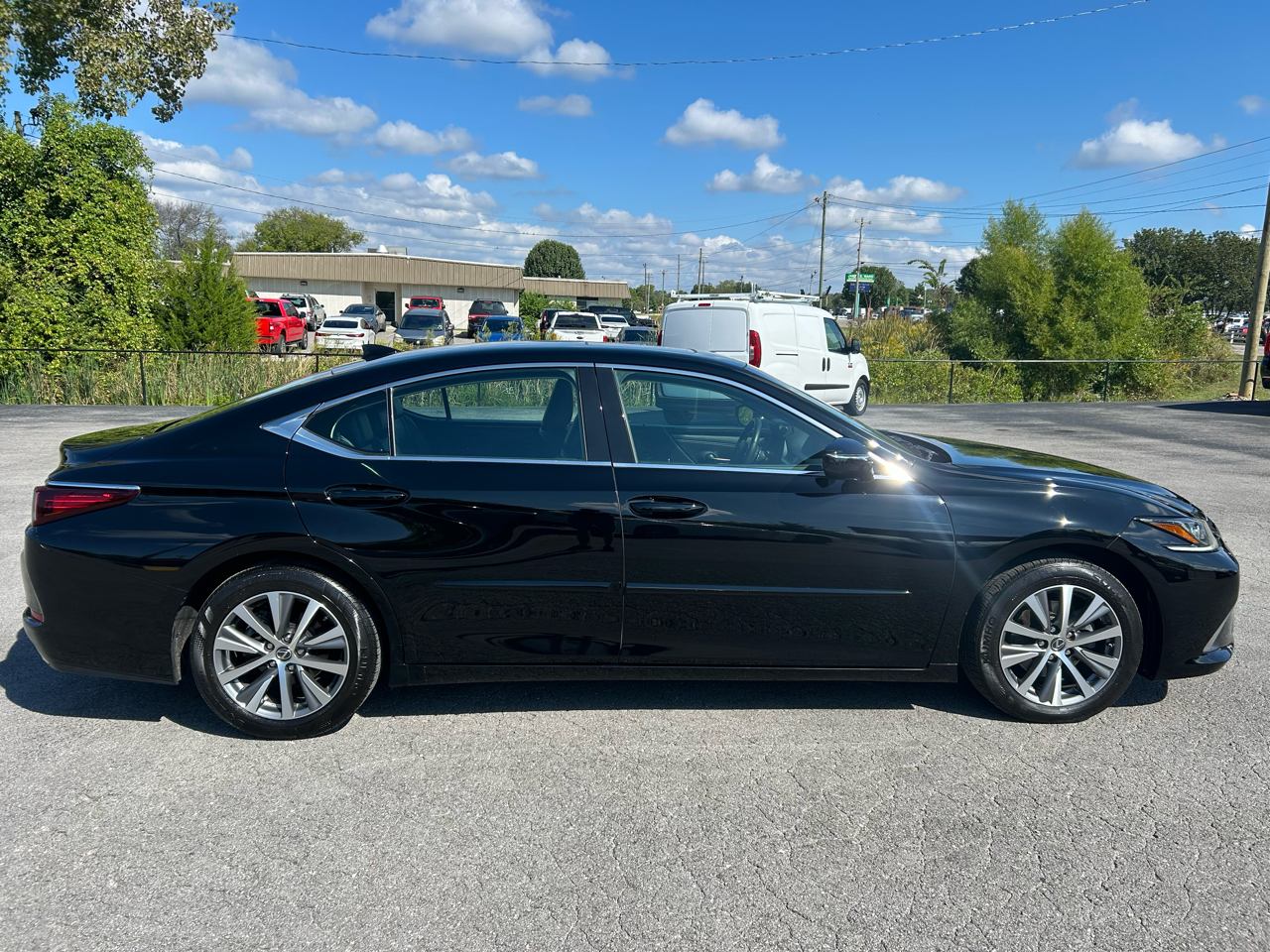 Lexus ES 350 4D Sedan 2019