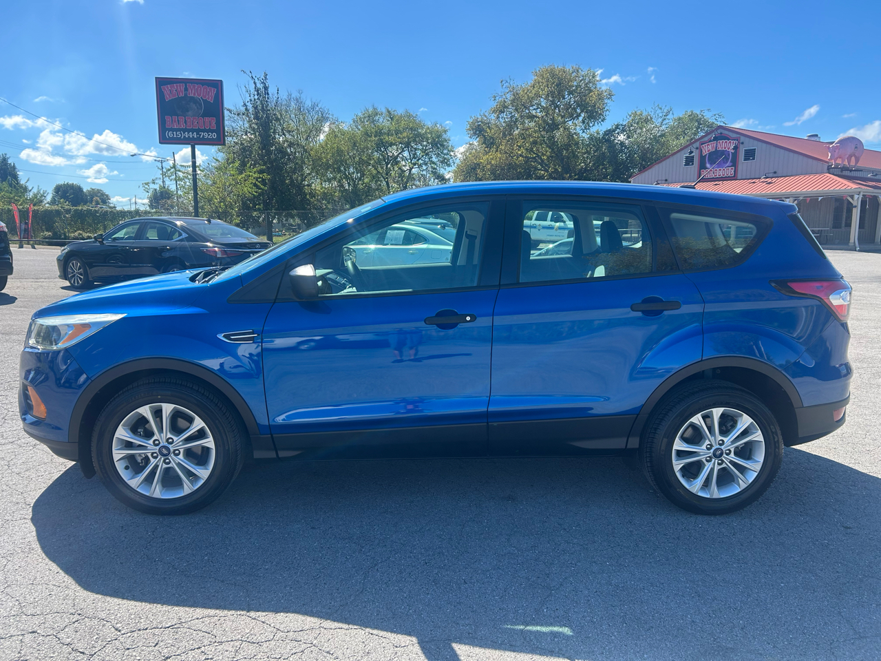 2017 Ford Escape S photo 2