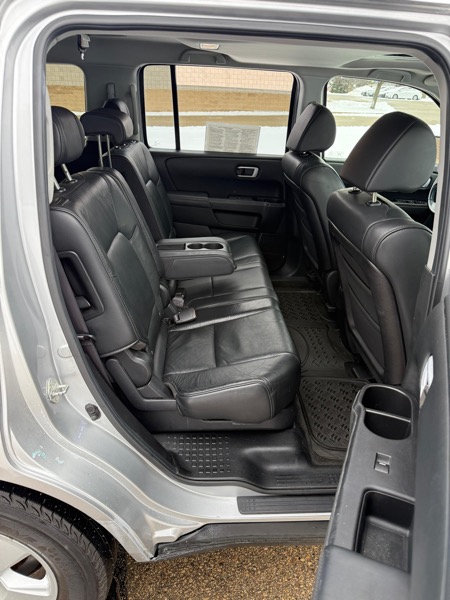 Honda Pilot EX-L 4WD 5-Spd AT 2010