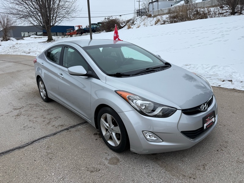 Hyundai Elantra Limited 2012