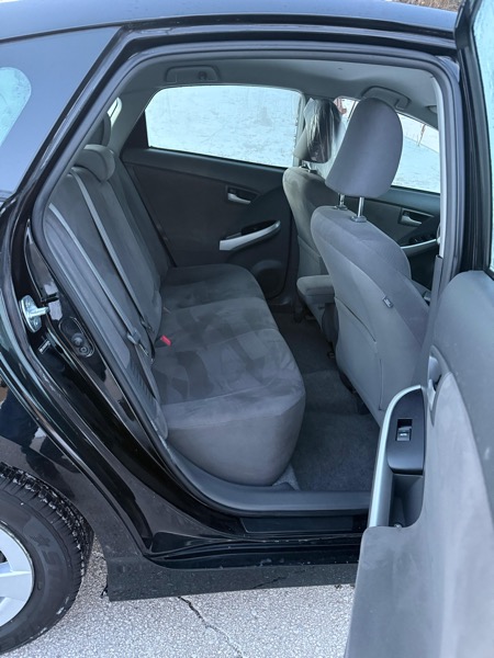 Toyota Prius Prius V 2010