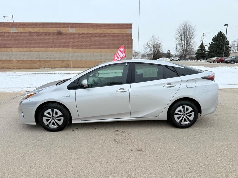 Toyota Prius Two Eco 2016