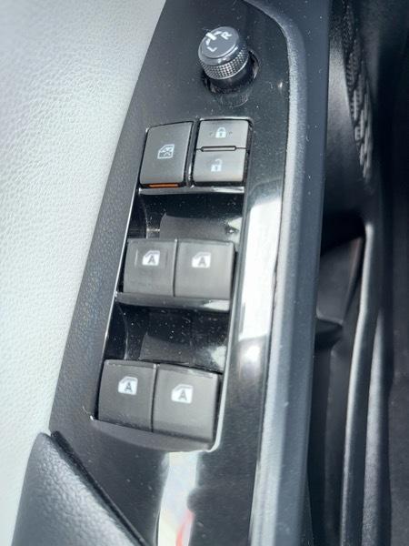 Toyota Prius Two Eco 2016