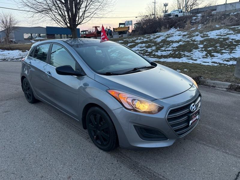 Hyundai Elantra GT A/T 2016