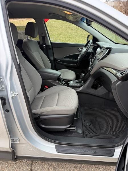 Hyundai Santa Fe GLS AWD 2014