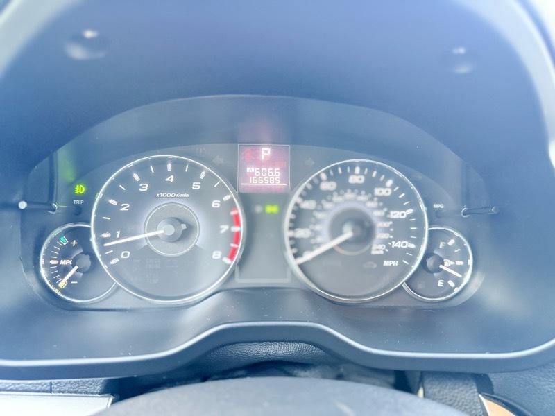 Subaru Outback 2.5i Premium 2012