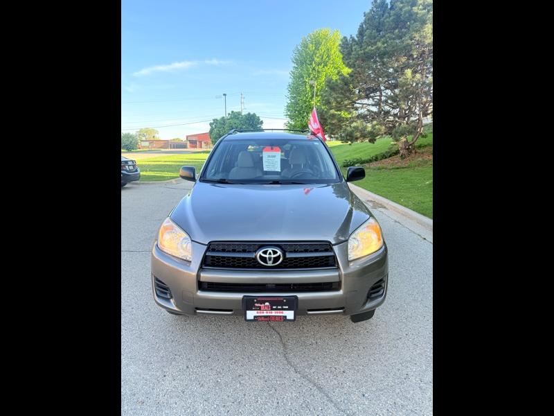 Toyota RAV4 Base I4 4WD 2011