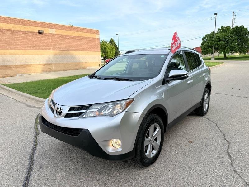 Toyota RAV4 XLE AWD 2013