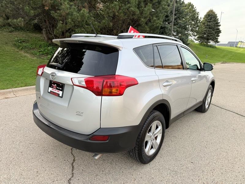 Toyota RAV4 XLE AWD 2013
