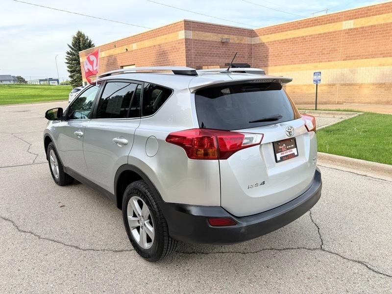 Toyota RAV4 XLE AWD 2013