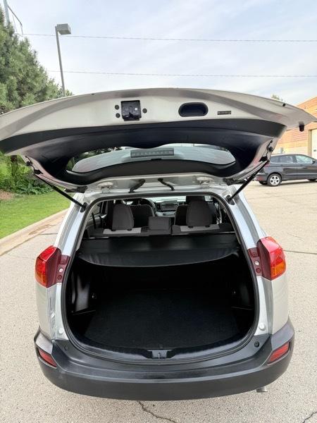 Toyota RAV4 XLE AWD 2013