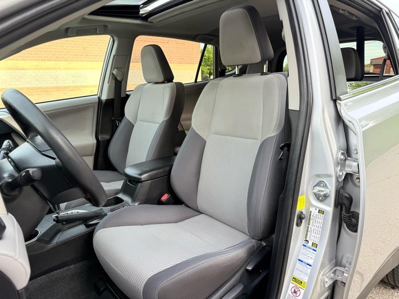 Toyota RAV4 XLE AWD 2013