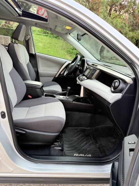 Toyota RAV4 XLE AWD 2013