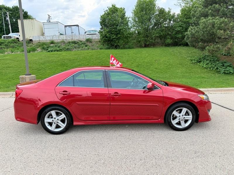 Toyota Camry SE 2012