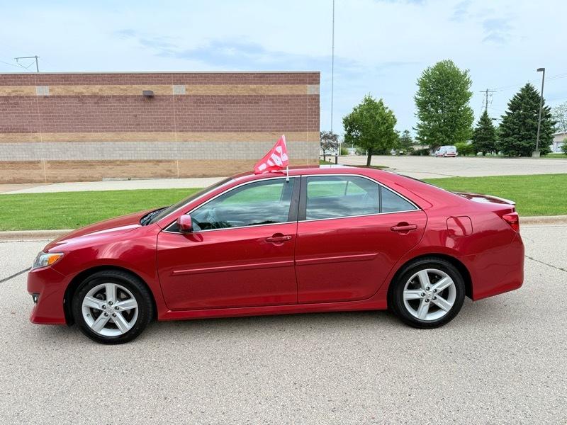 Toyota Camry SE 2012