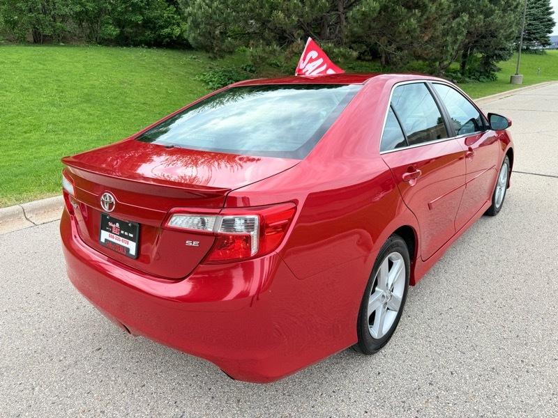Toyota Camry SE 2012